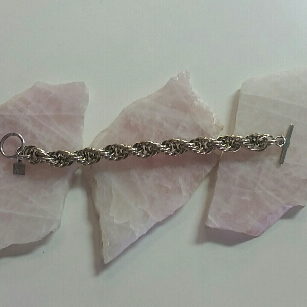 Anne Klein toggle chain bracelet